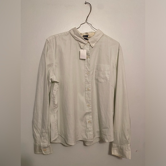 GAP Tops - Nwt gap stretch pale green button up shirt size xl